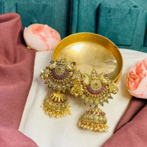 Gaja Lakshmi Jumka