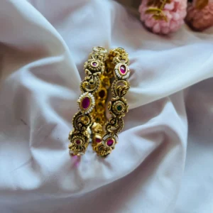 NON IDOL BANGLE
