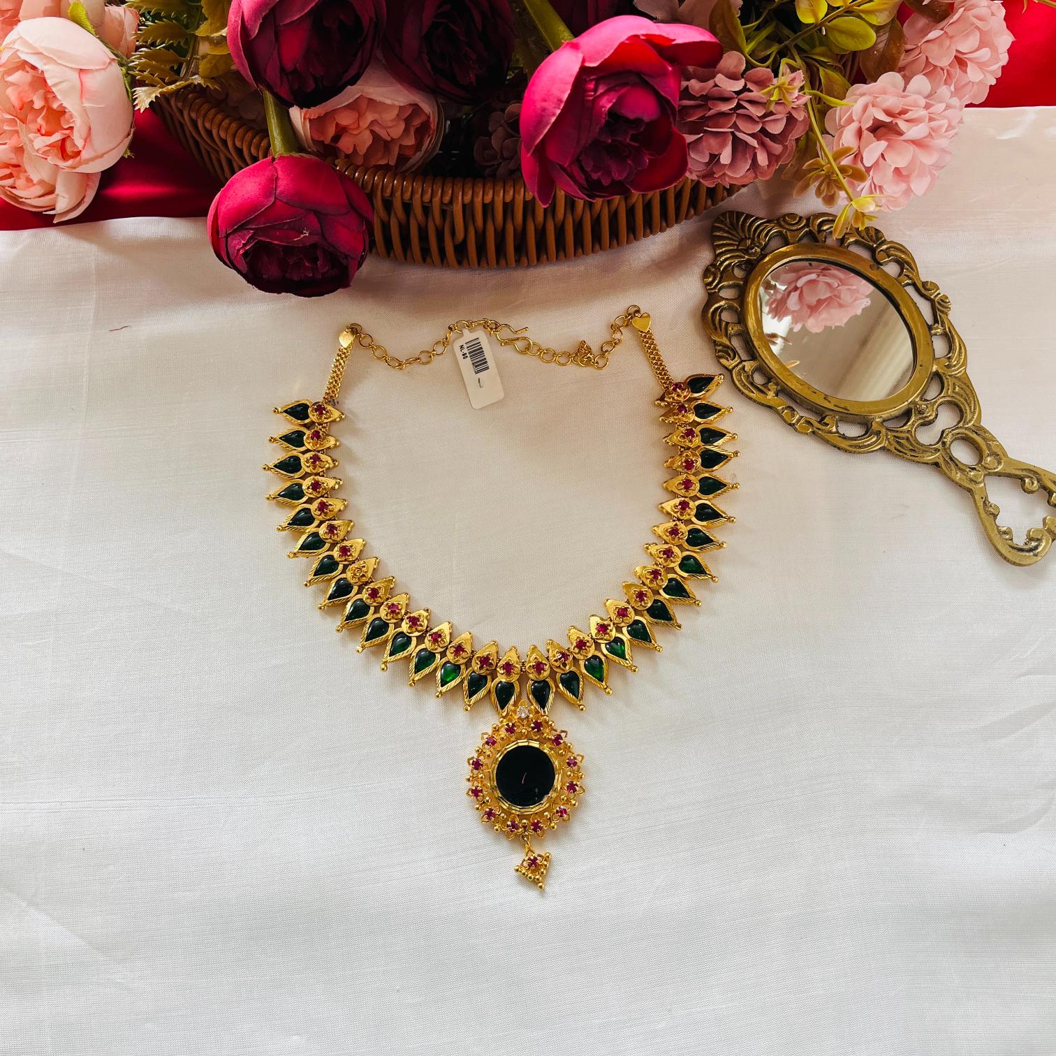 GOPI MAALA WITH ROUND PENDENT