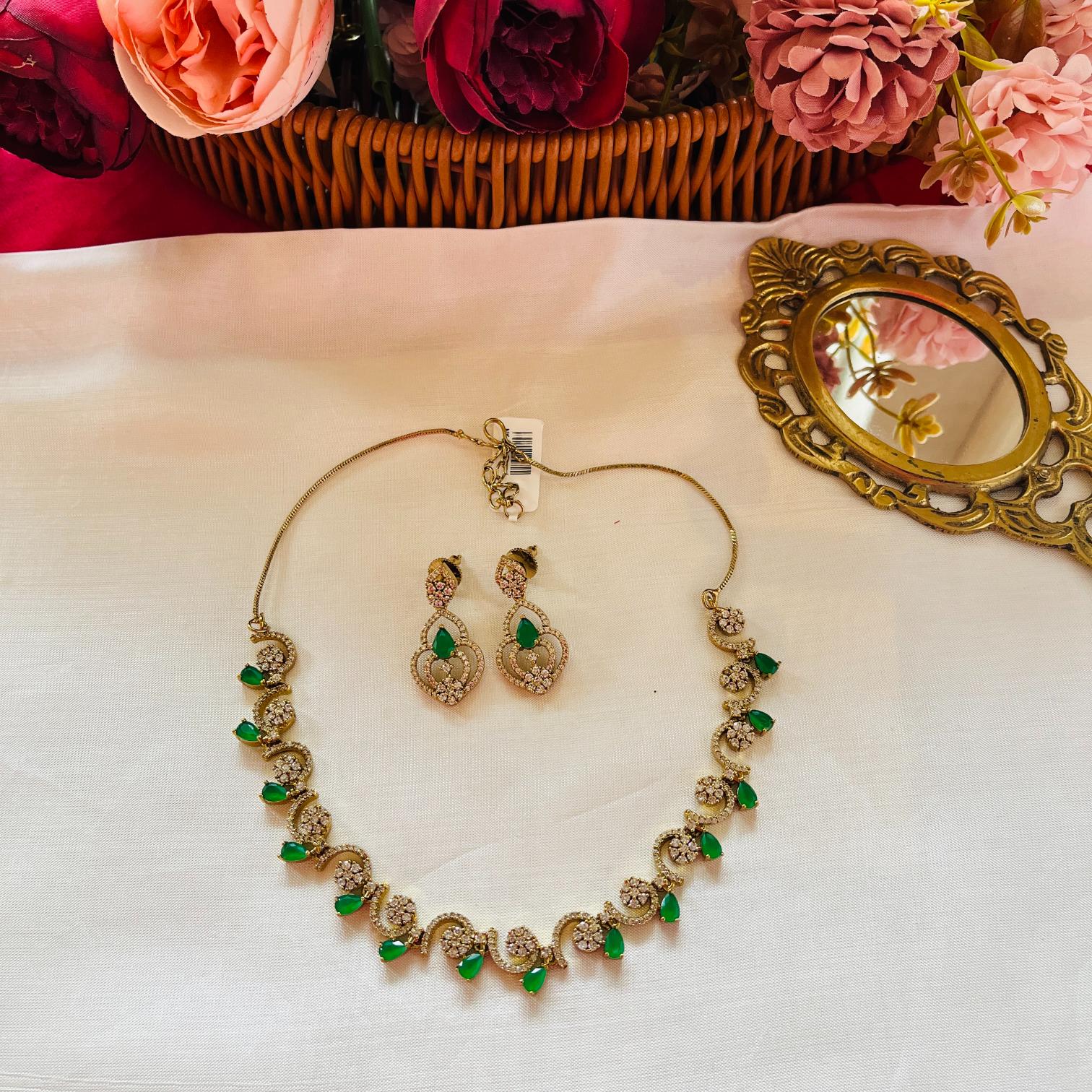 SPIRAL AD NECKLACE - Image 3