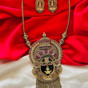 KADHAKALI PENDENT CHAIN